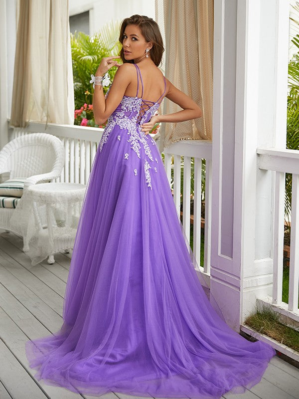 Robes en tulle avec appliques, col en V, sans manches, traîne courte